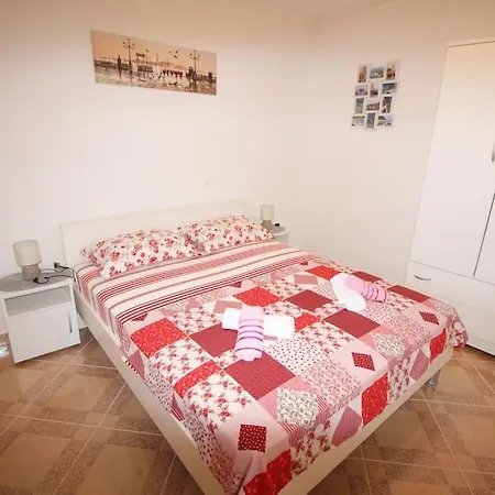 Lily's Peaceful Oasis- Brand New Korita